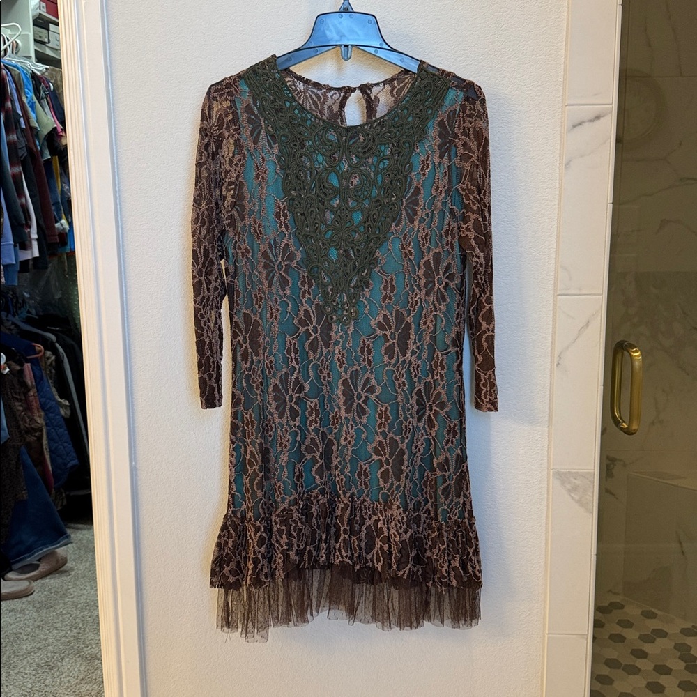 Elegant Lace Women Top in Turquoise and Brown.